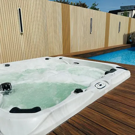 Nad Zalewem Swim Apartmán